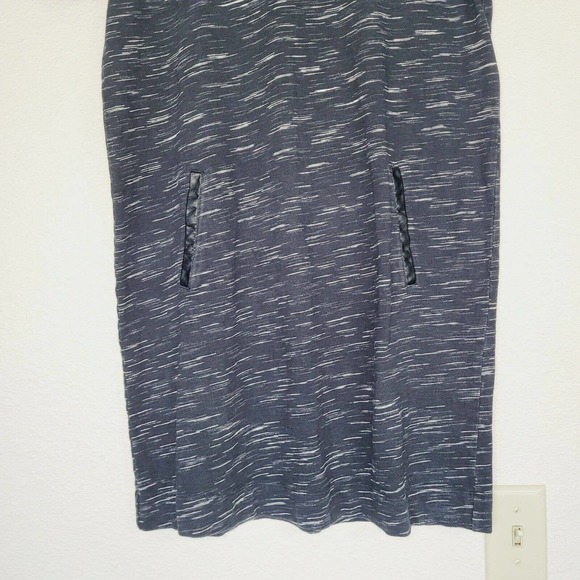 Club Monaco Women's Black & White Spacedye T-Shirt‎ Dress. Size M - Picture 2 of 6